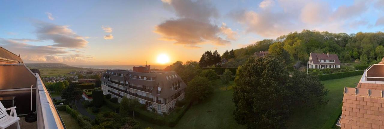 A 10 Minutes A Pieds De La Plage, Residence La Corniche Du Mont Canisy - Traveller Award 2023 Blonville-sur-Mer Bagian luar foto